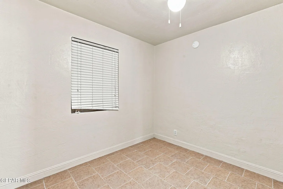 Photo of 3110 VAN BUREN Avenue