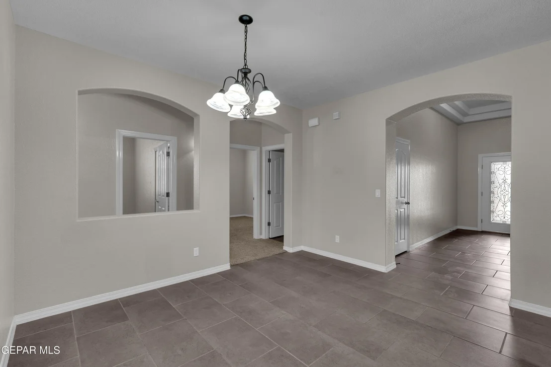 Photo of 2209 Glitter Point