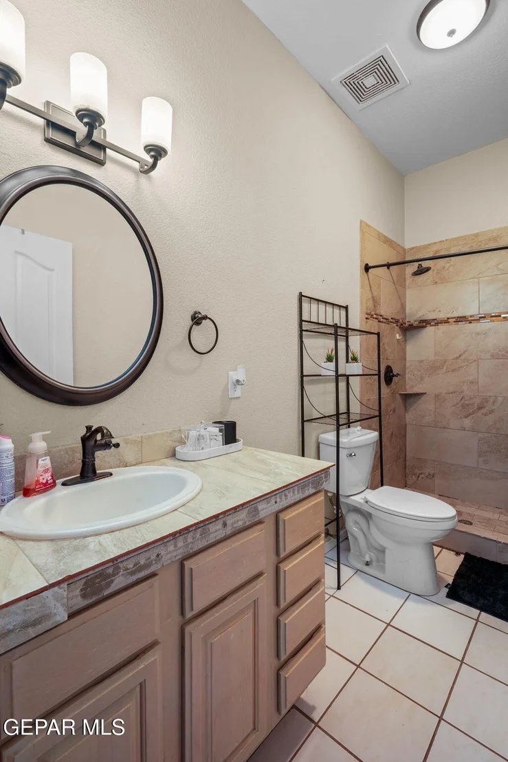 Photo of 2013 SHADOW RIDGE Drive