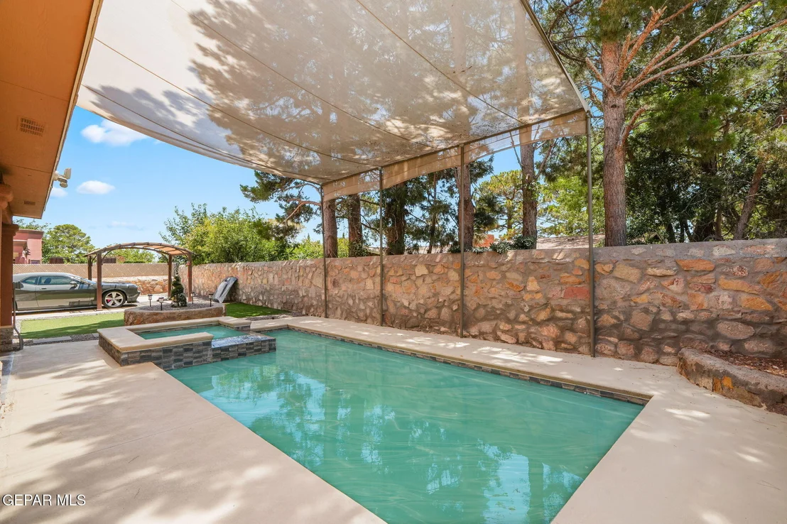Photo of 14840 Holden Road