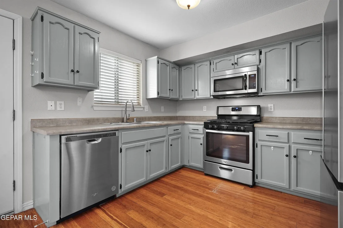 Photo of 1653 SAINT ABRAHAM Place