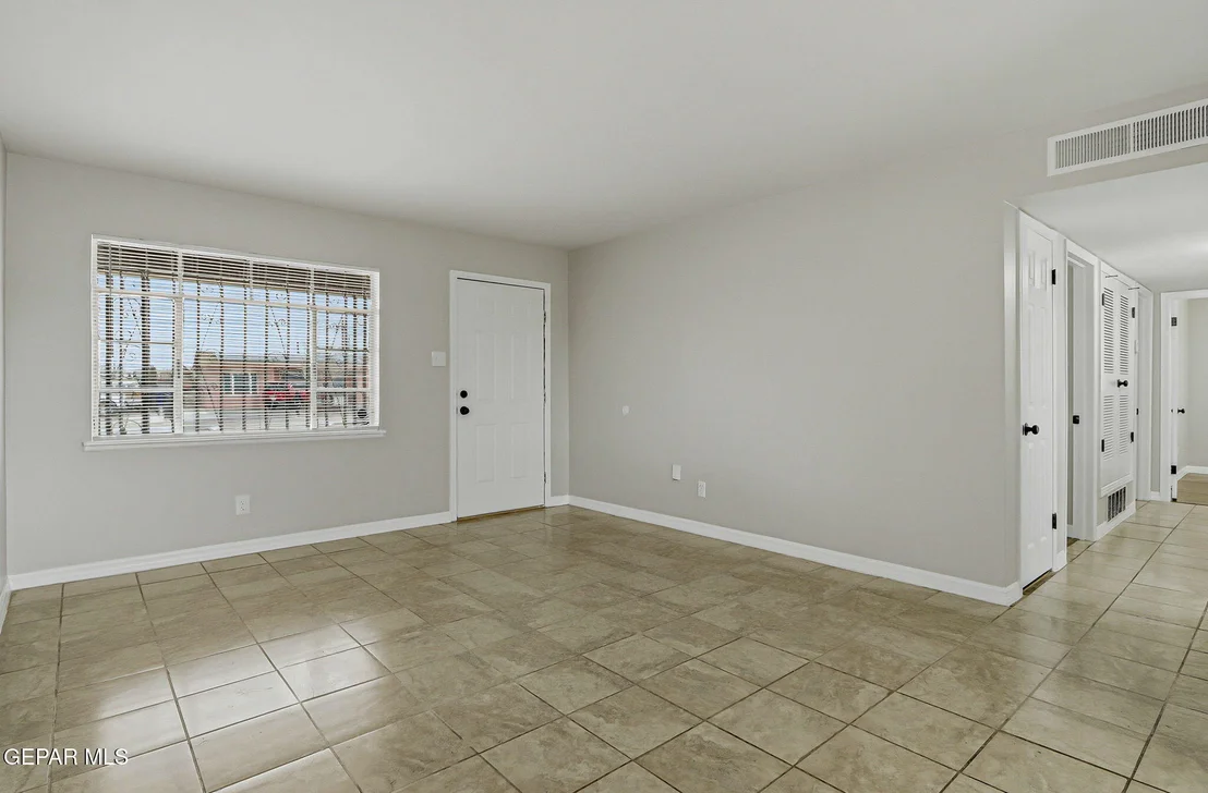 Photo of 5708 LEXINGTON Drive