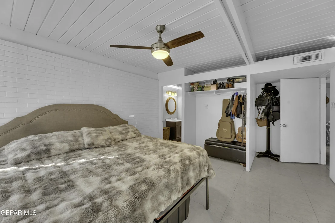 Photo of 1519 PASSERO Drive