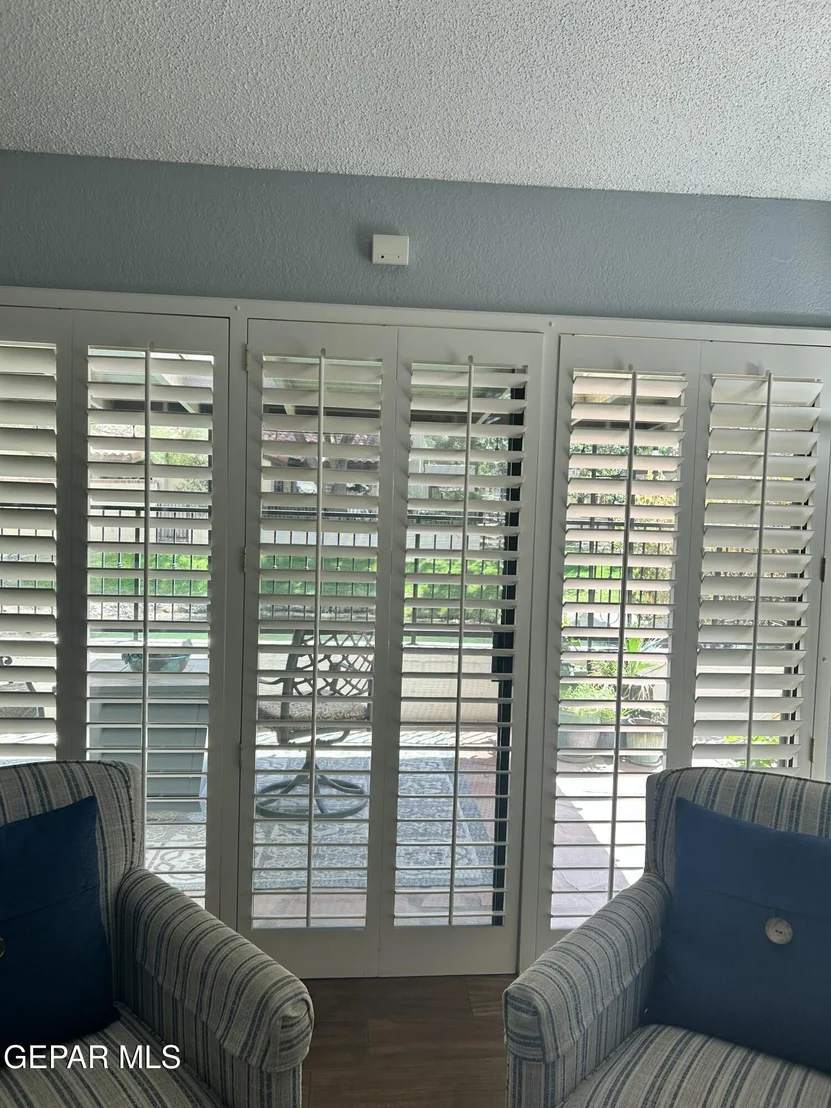 Photo of 804 LAKESHORE Drive