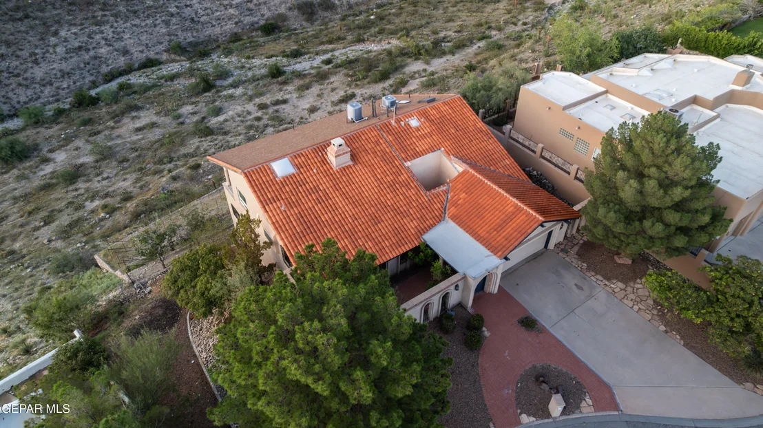 Photo of 401 Sharondale Drive