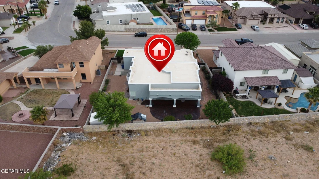 Photo of 12917 FIRE FIGHTER Drive