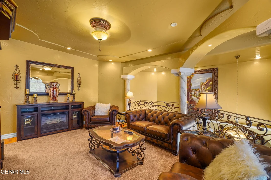 Photo of 605 MEADOW WILLOW Drive