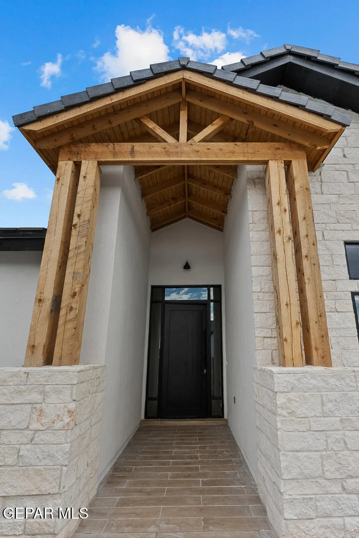 Photo of 12880 PRESTBURY Avenue
