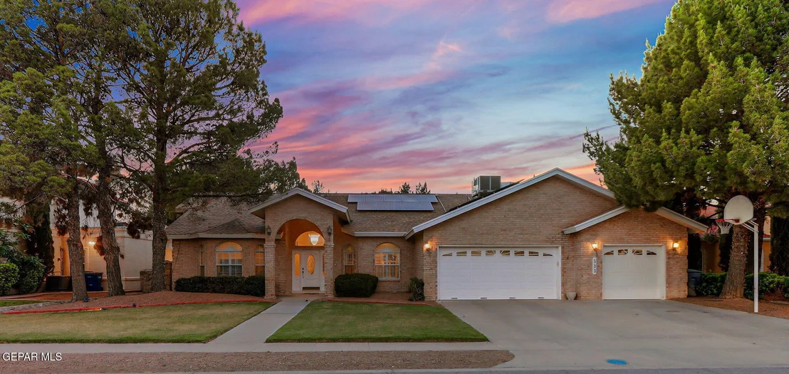 Photo of 533 ROSINANTE Road