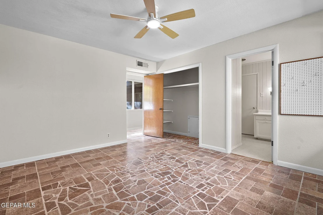 Photo of 416 POCANO Lane