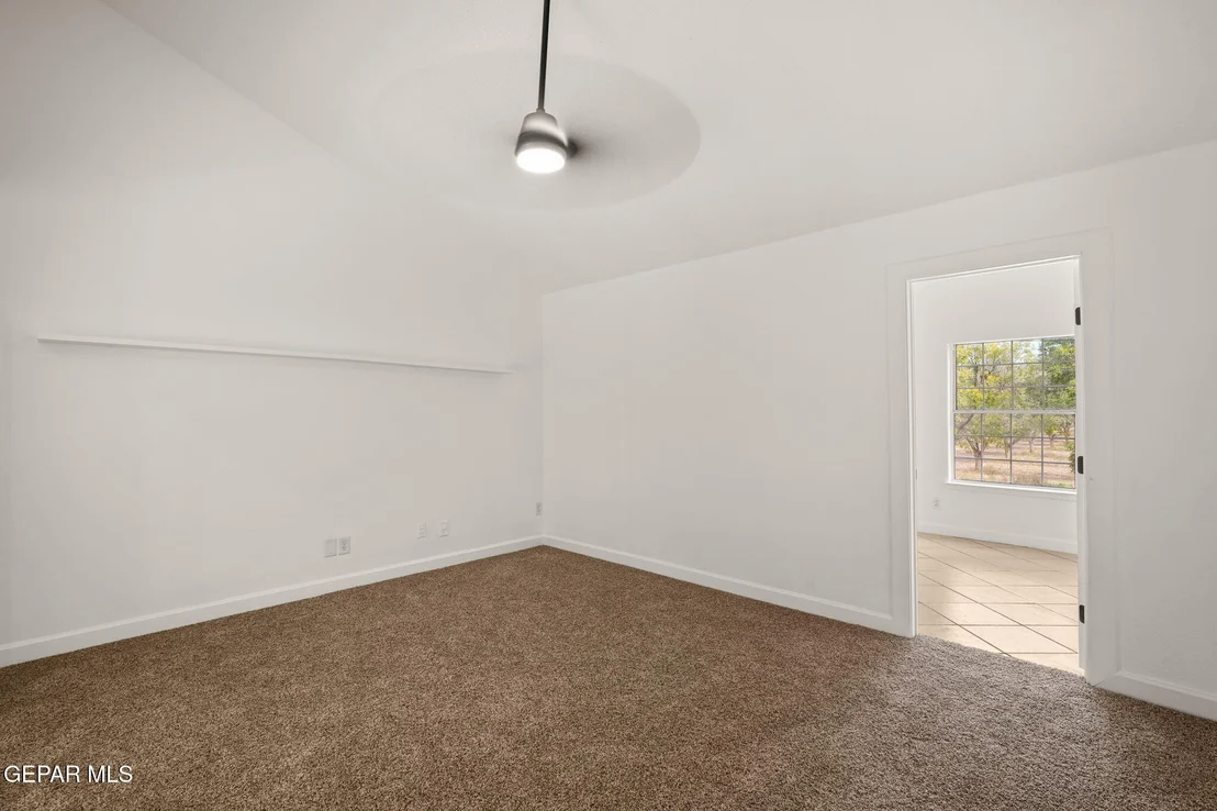 Photo of 12385 Orchard Park