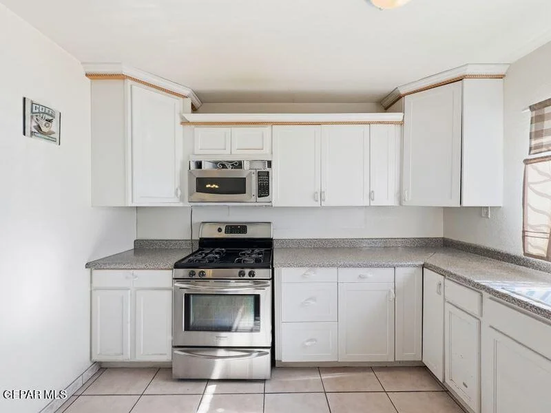 Photo of 445 Suzi Way