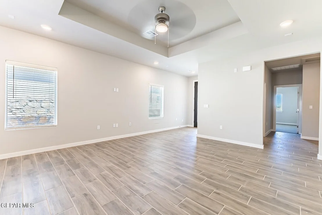 Photo of 15232 Concentrate Avenue