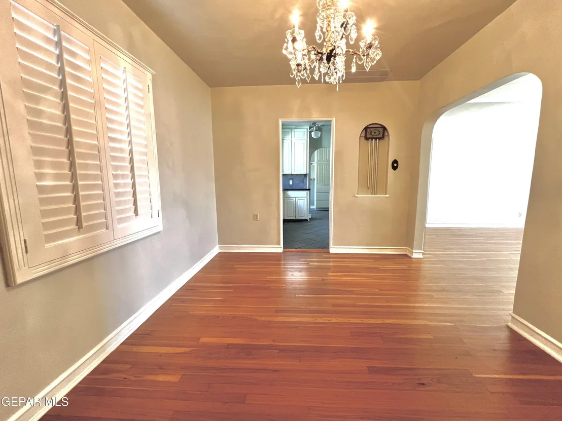 Photo of 4785 CUMBERLAND Circle