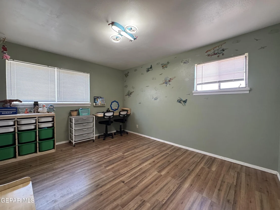 Photo of 3614 TITANIC Avenue