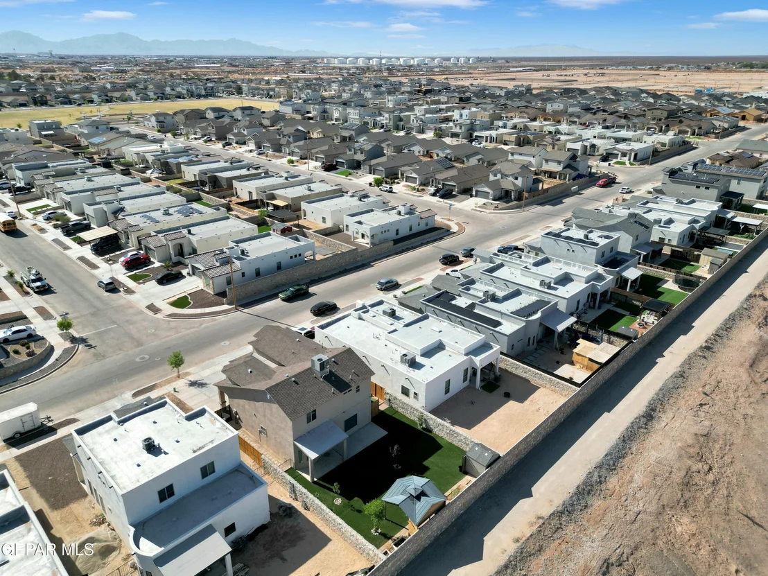 Photo of 3600 Essence Street