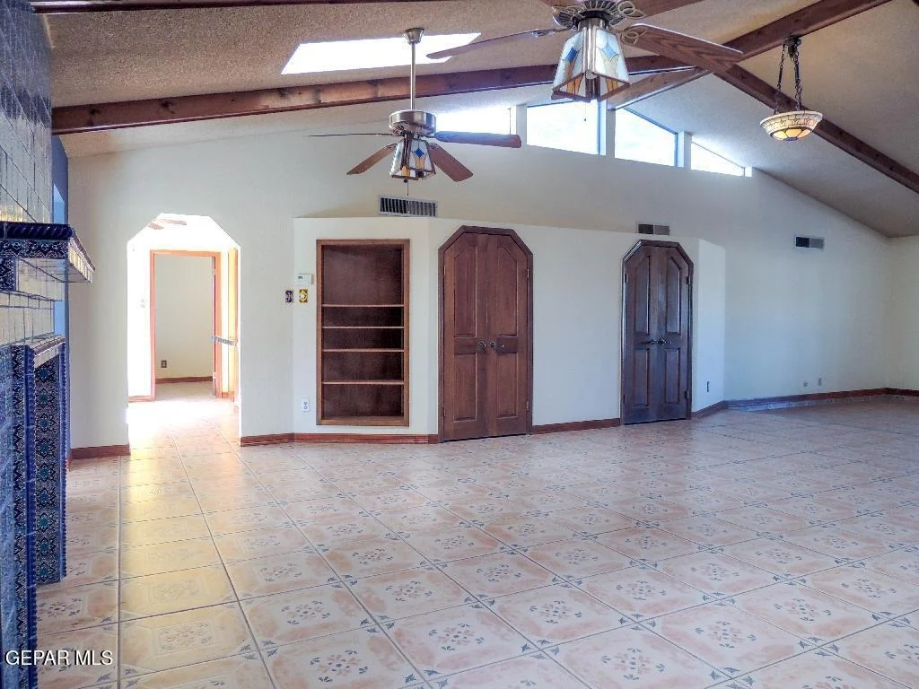 Photo of 1067 Esplanada Circle