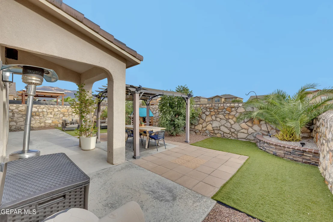 Photo of 7532 WOLF CREEK Drive