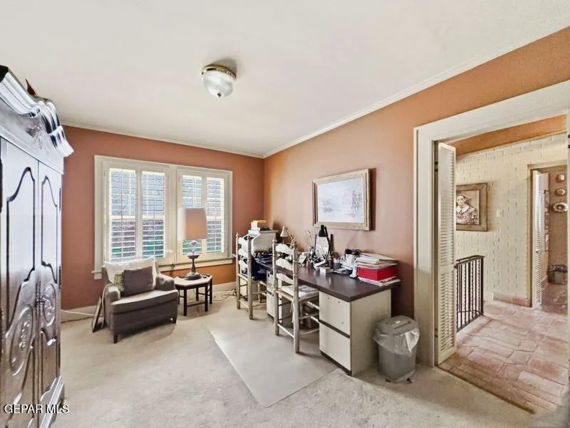 Photo of 520 BLACKER Avenue