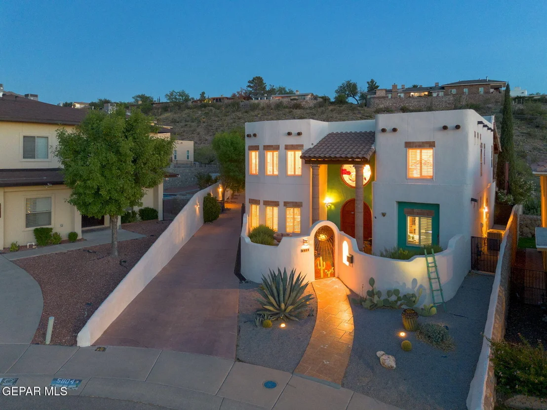 Photo of 5804 Sundale Road