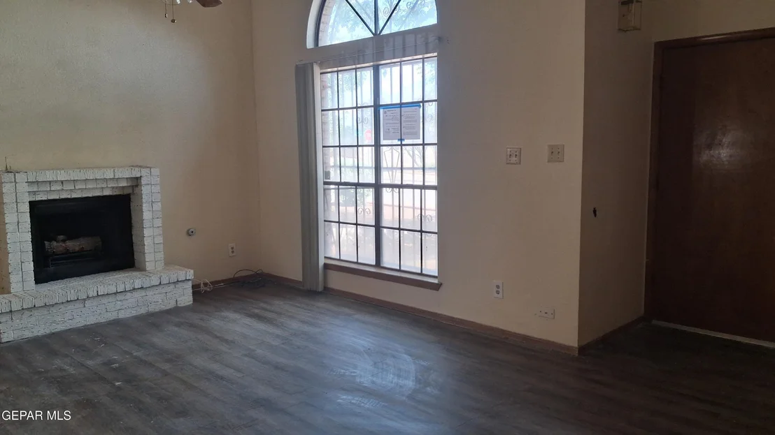 Photo of 11663 CLEAR LAKE Circle