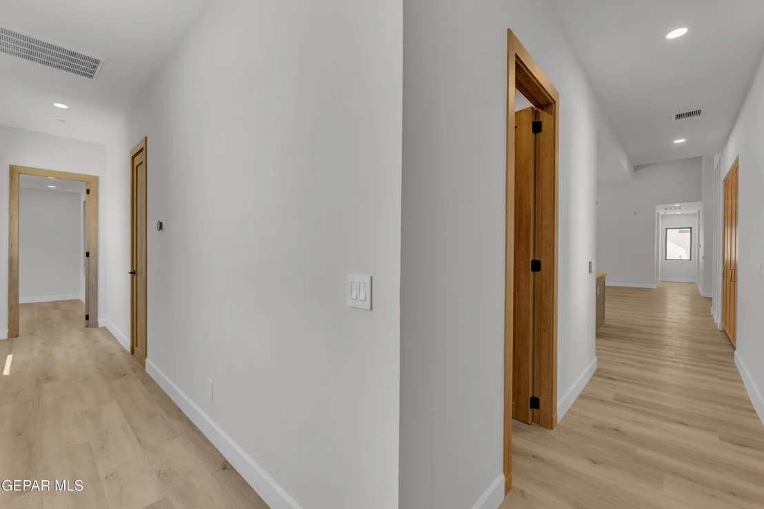 Photo of 6407 CADENCE RIVER Drive