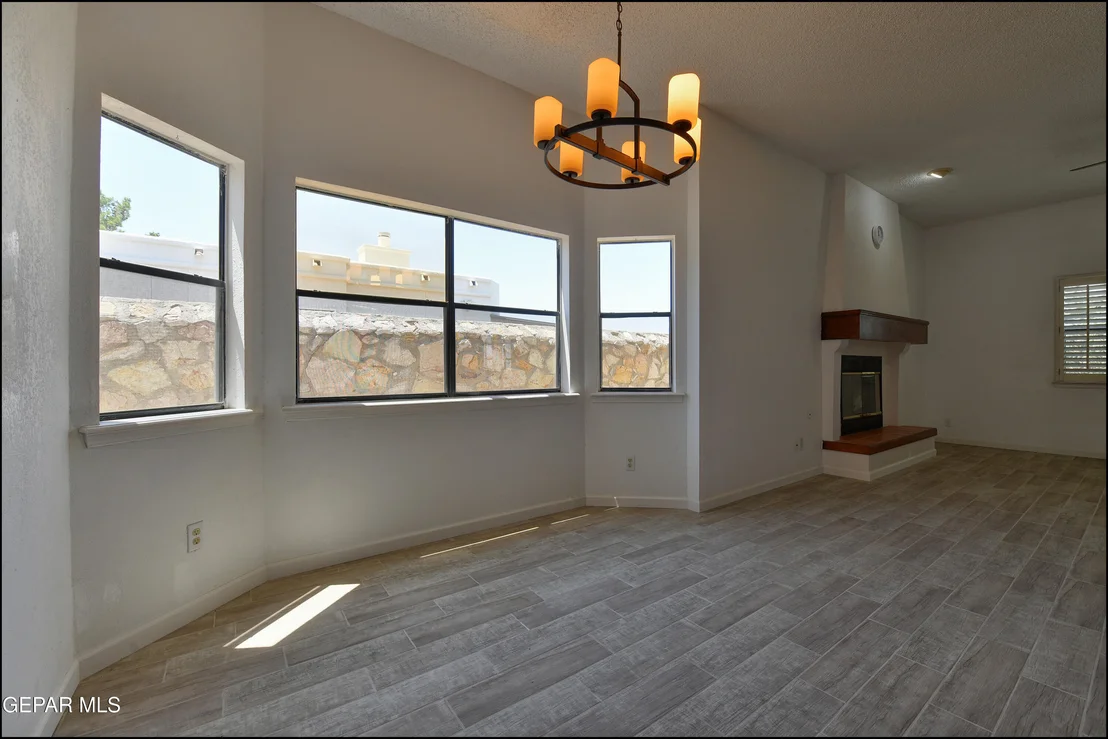 Photo of 829 DULCE TIERRA Drive