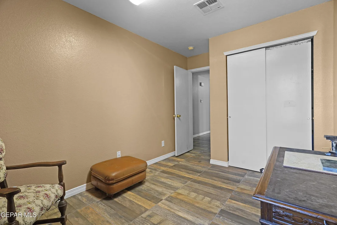 Photo of 693 DESERT SAGE Drive