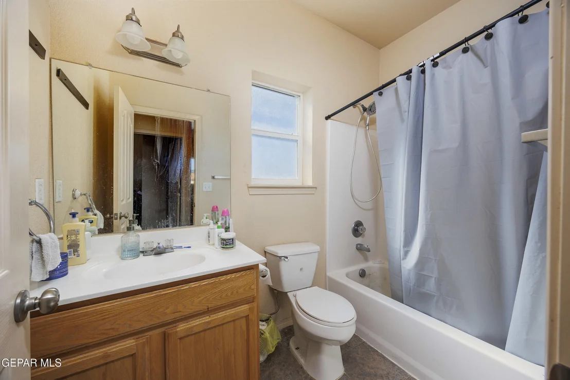 Photo of 10501 Silvercloud Drive