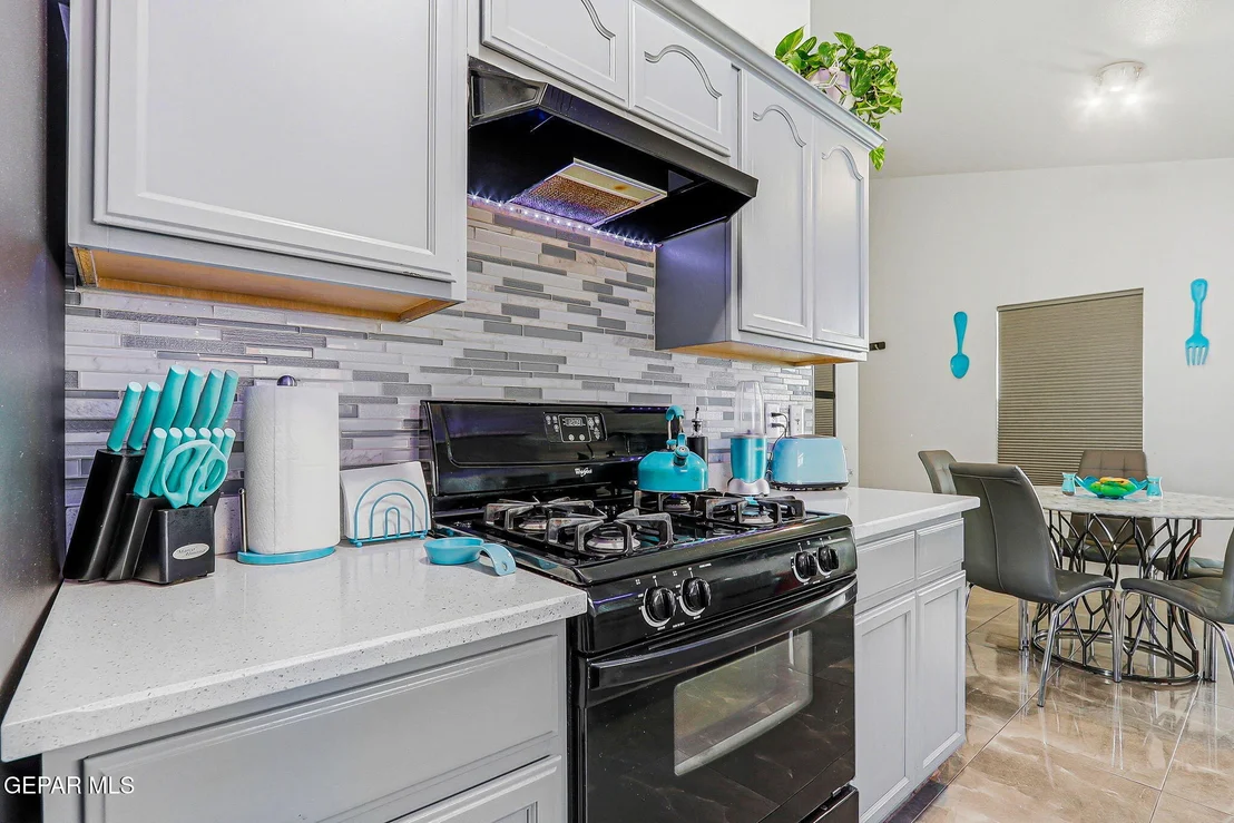 Photo of 12876 HUECO CAVE Drive