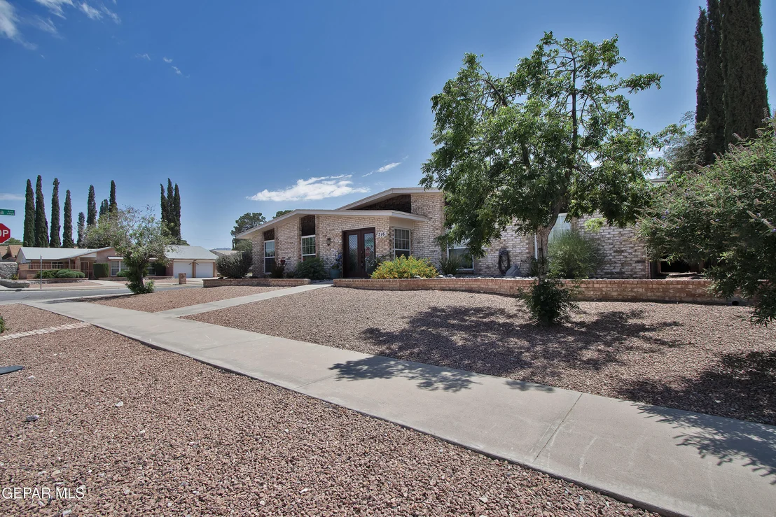 Photo of 516 QUERETARO Drive