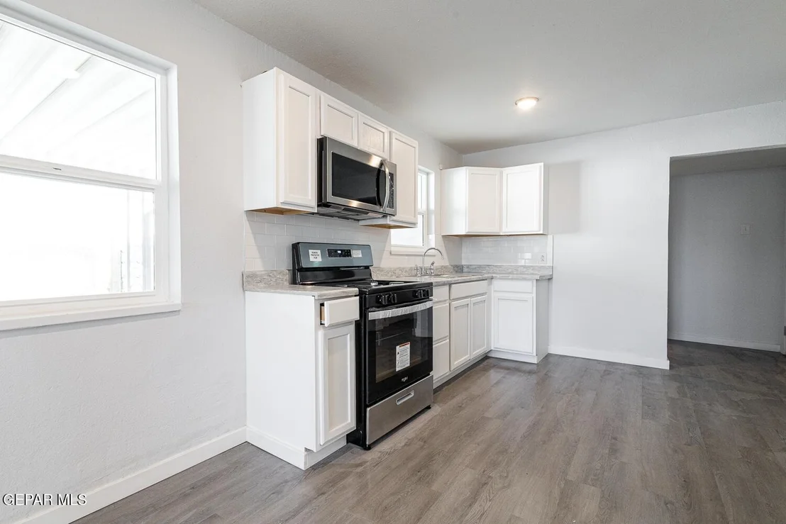 Photo of 720 Santa Barbara Drive