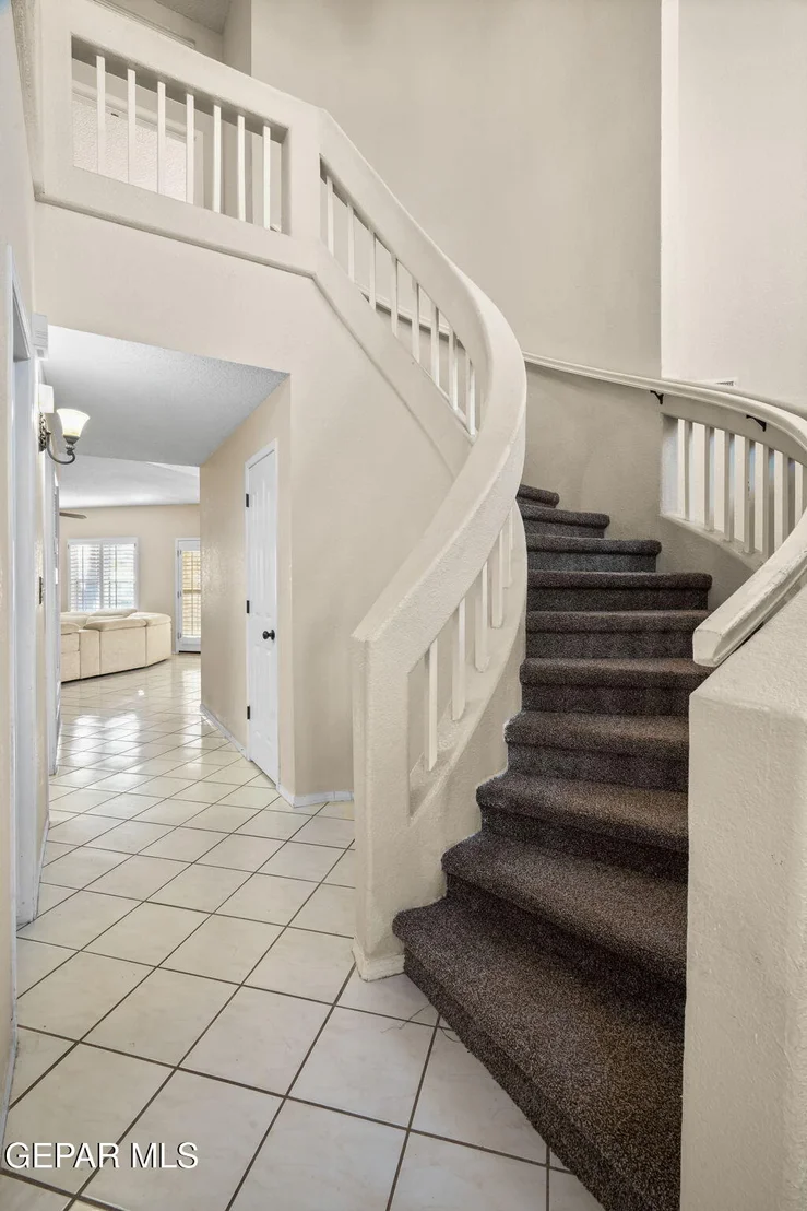 Photo of 2013 SHADOW RIDGE Drive
