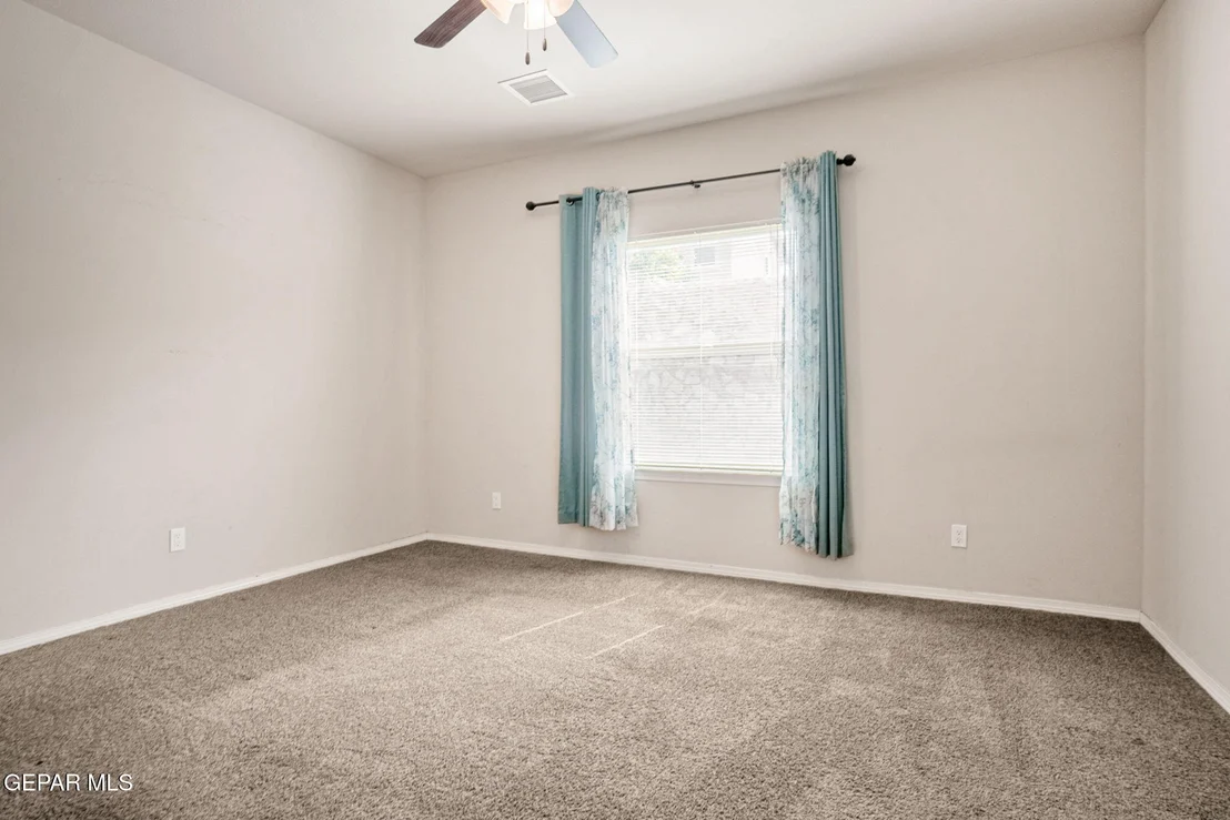 Photo of 7448 GLACIER Drive