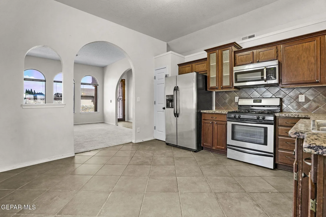 Photo of 813 Desert Bush Drive