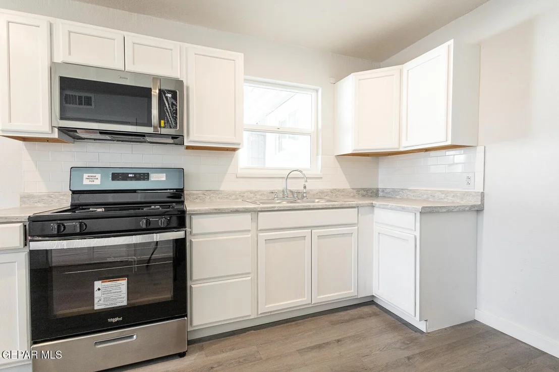Photo of 720 Santa Barbara Drive