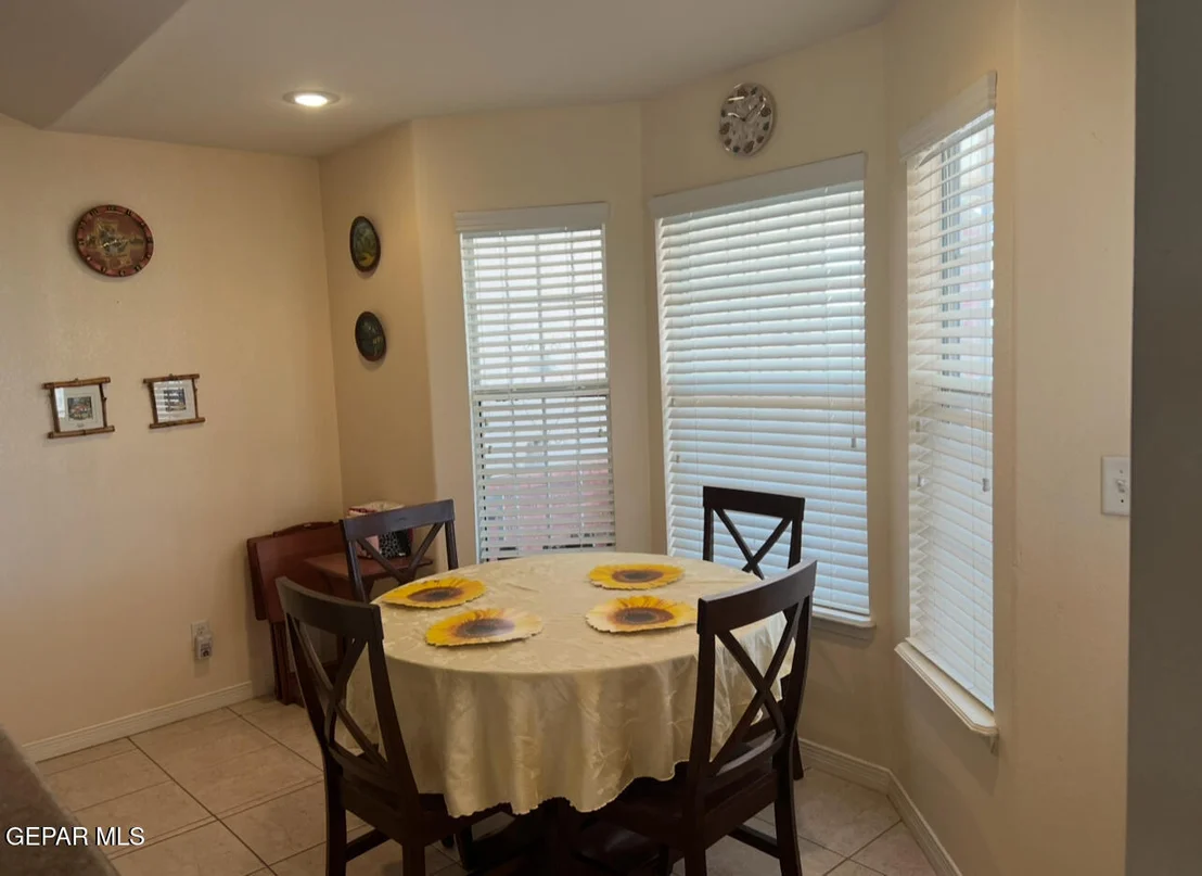 Photo of 225 PEYTON Road