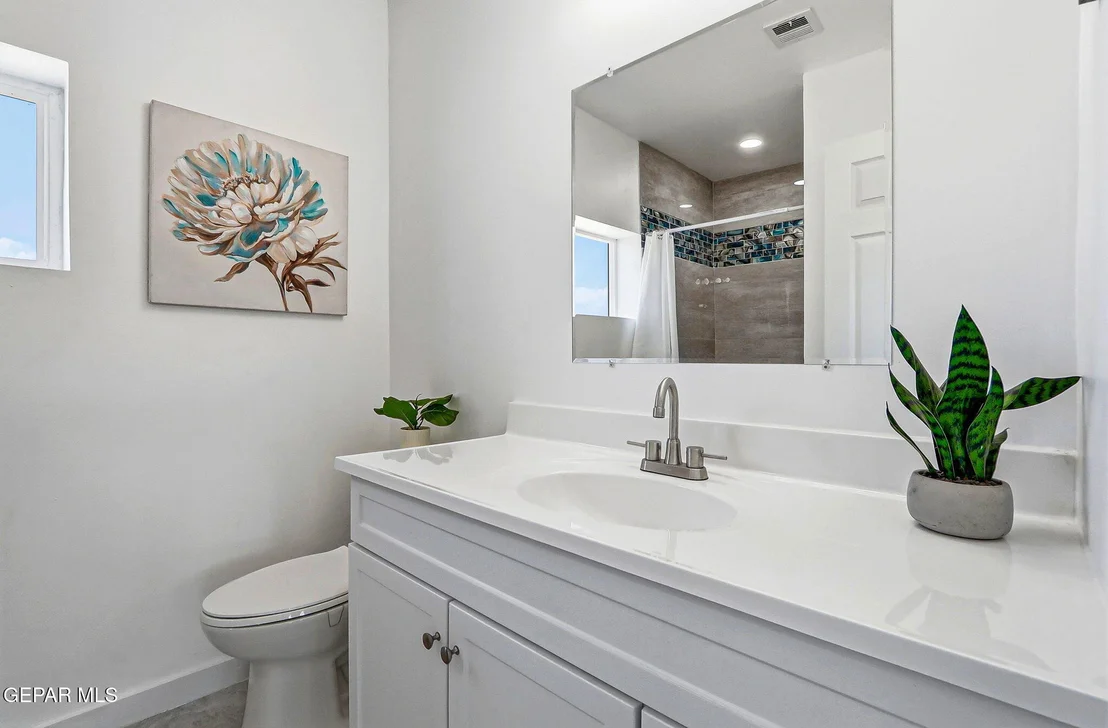 Photo of 228 WOOLDRIDGE Drive