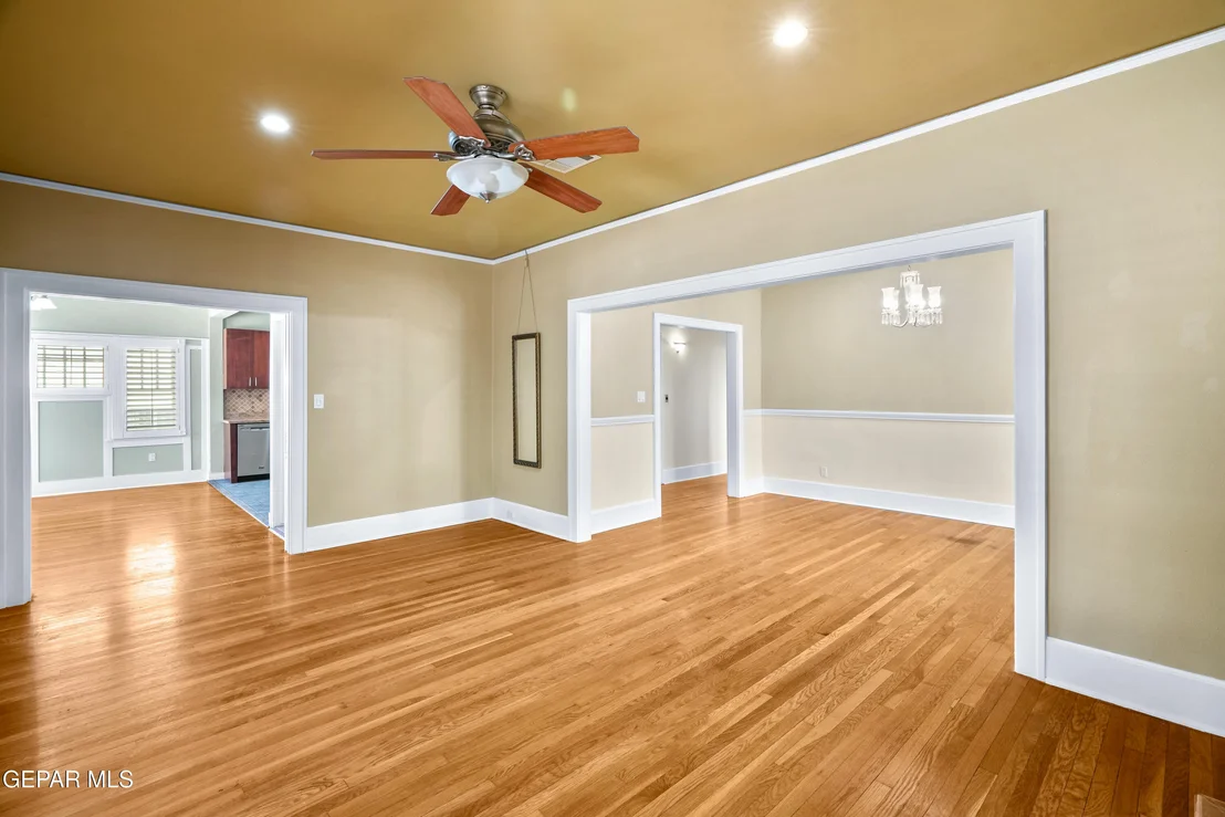 Photo of 3020 Wheeling Avenue