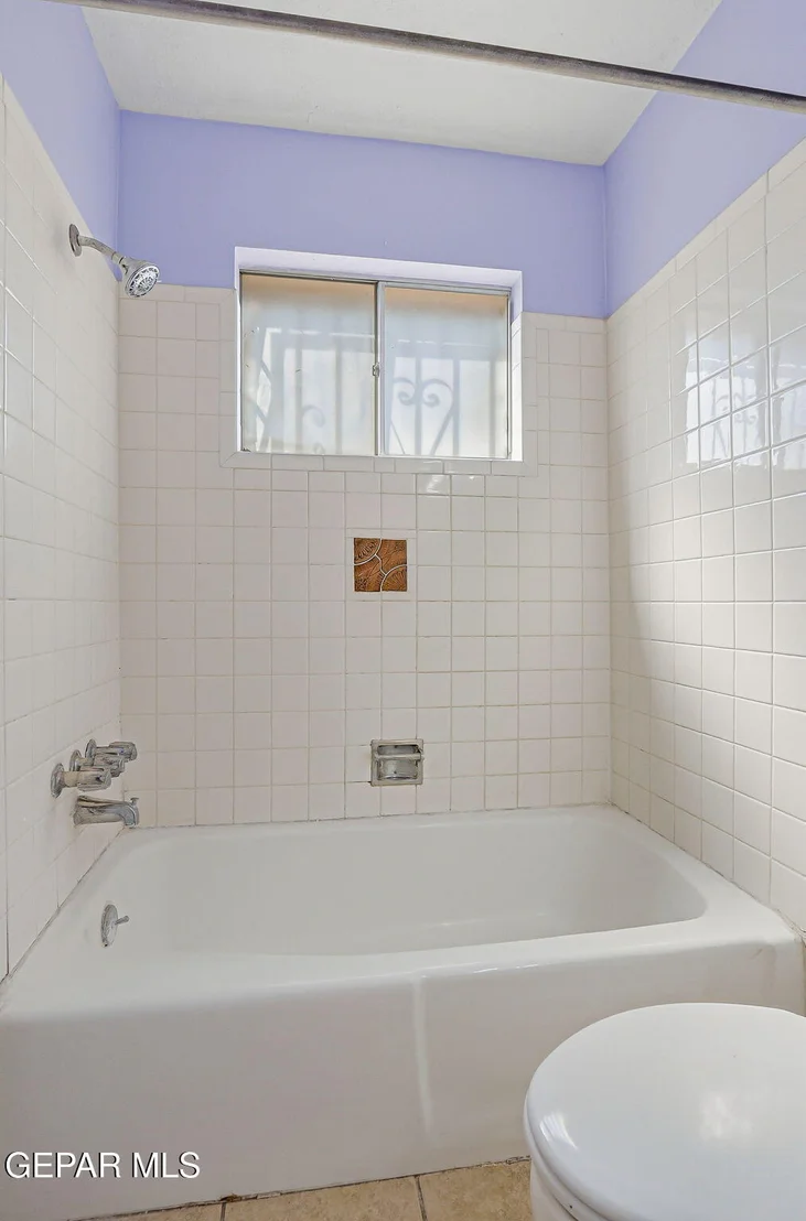 Photo of 701 CENTENNIAL Drive