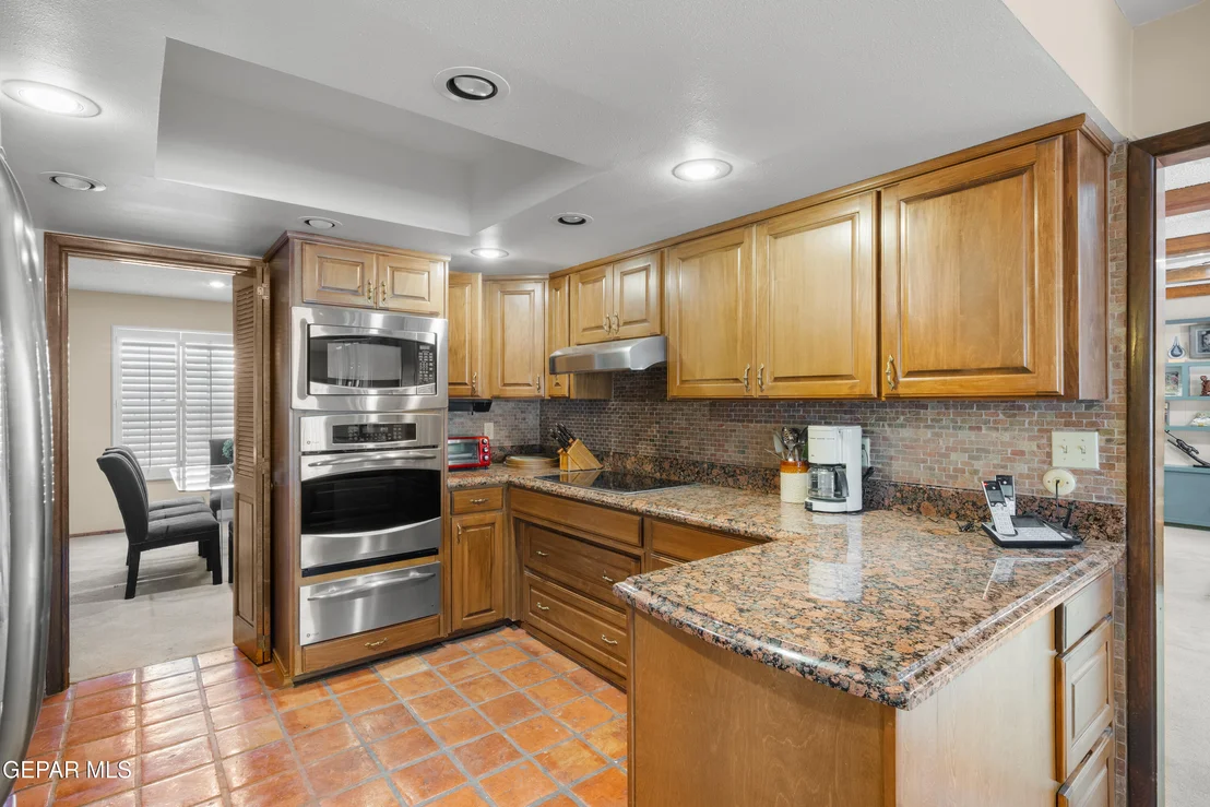 Photo of 5709 BURNING TREE Drive