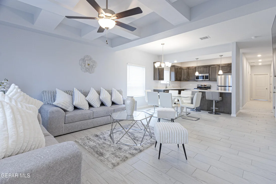 Photo of 546 Spanish Oak Drive