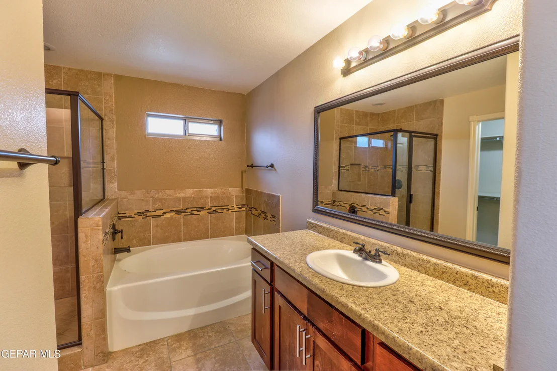 Photo of 3017 WOODHEAD
