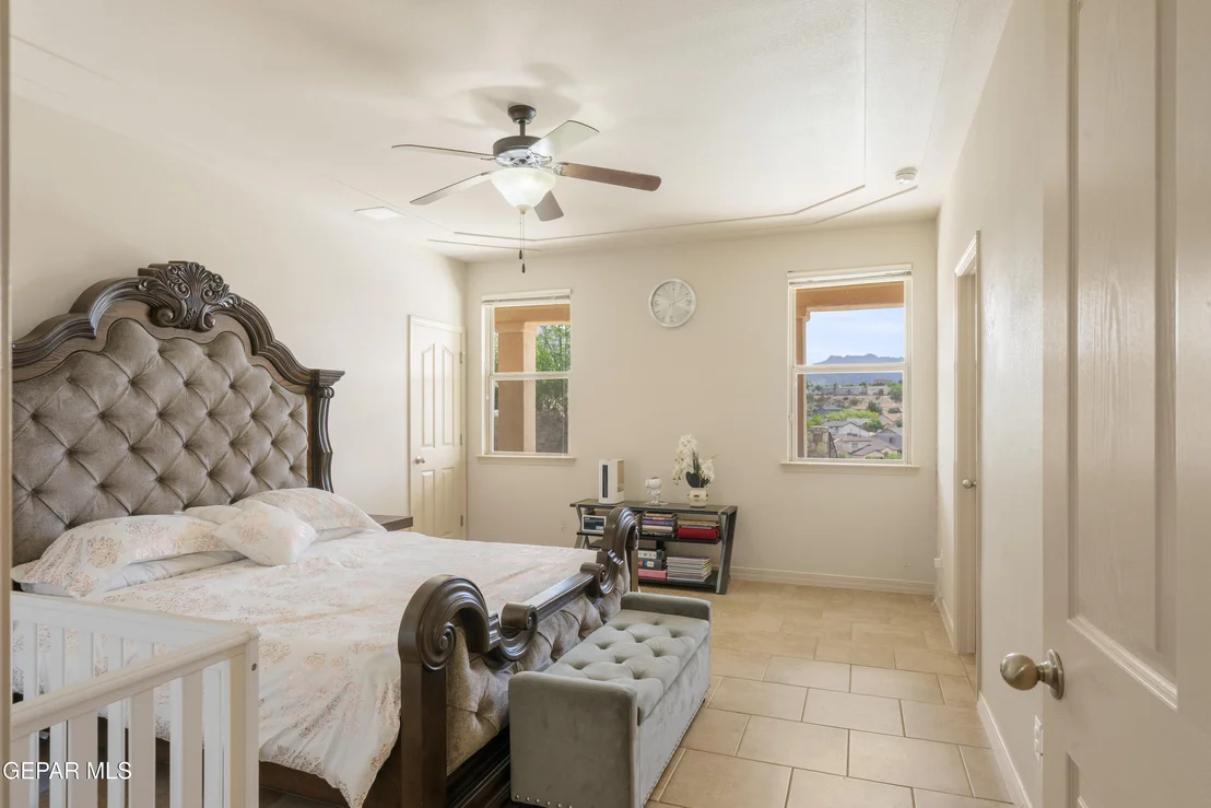 Photo of 7250 LONGSPUR Drive