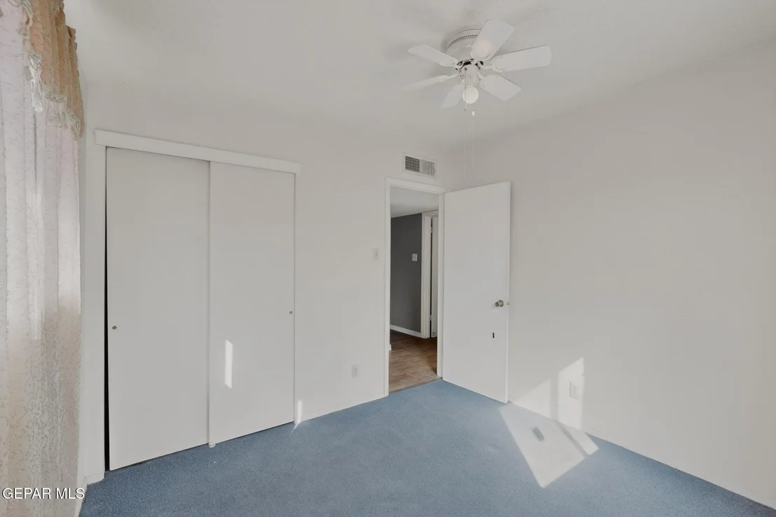 Photo of 917 MARIGOLD Way