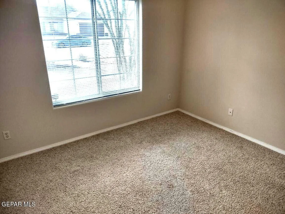 Photo of 633 Bariloche Drive