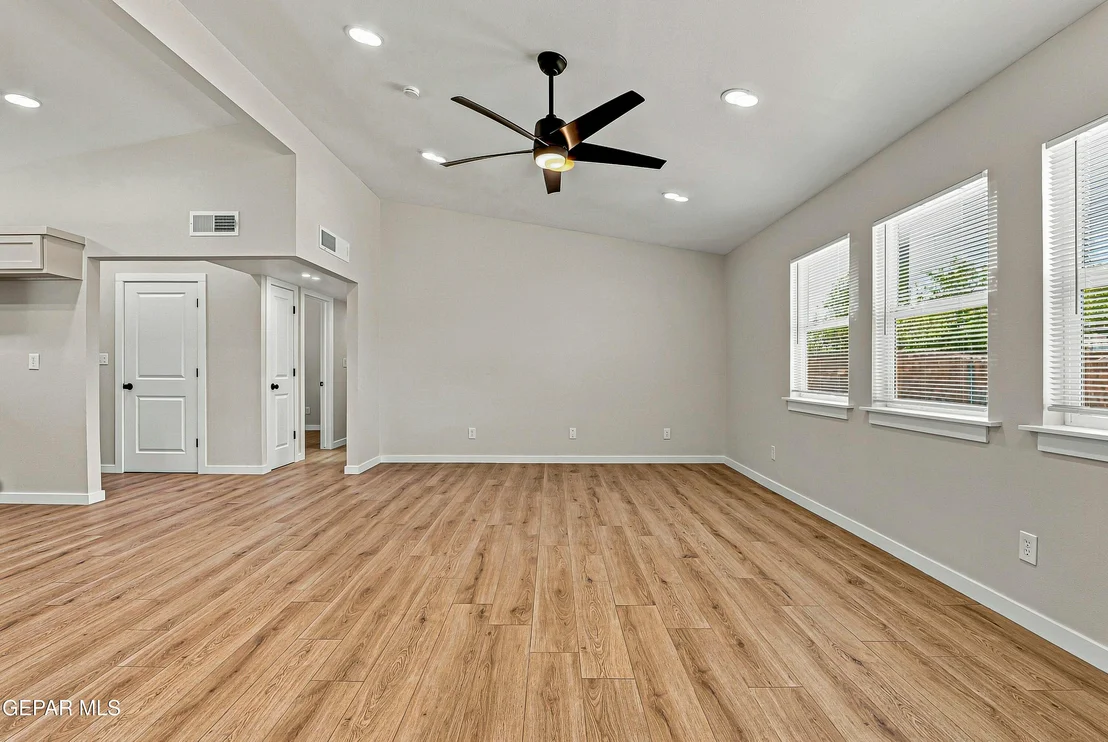 Photo of 11132 EBB TIDE Drive