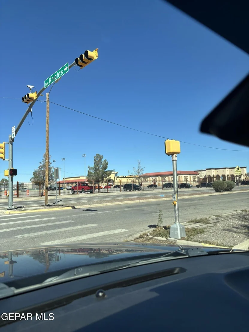 Photo of 7874 Broadway Drive