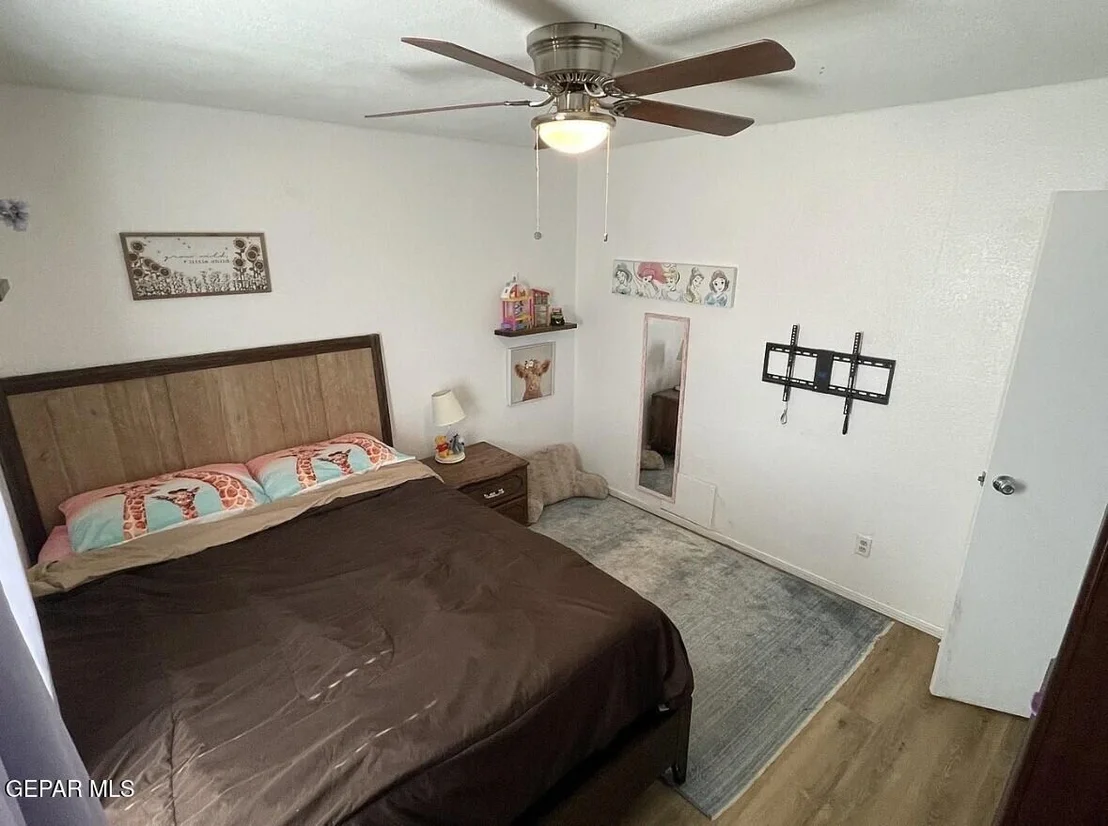 Photo of 1856 MIKE HILL Drive