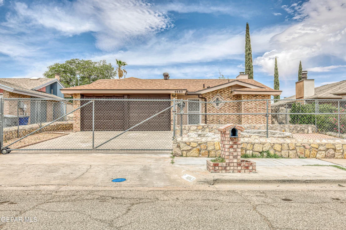 Photo of 4883 Maureen Circle